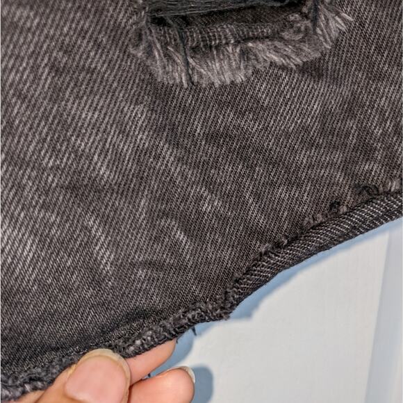 Forever 21 Black Distressed Four Button Closure Denim Shorts Size 29 - Picture 8 of 12